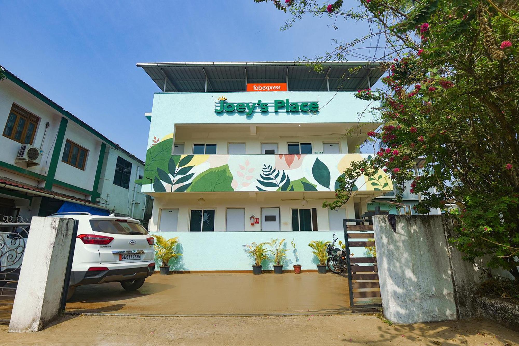 Fabexpress Joey'S Place - Nr Panjim Hotel Nerul  Exterior photo